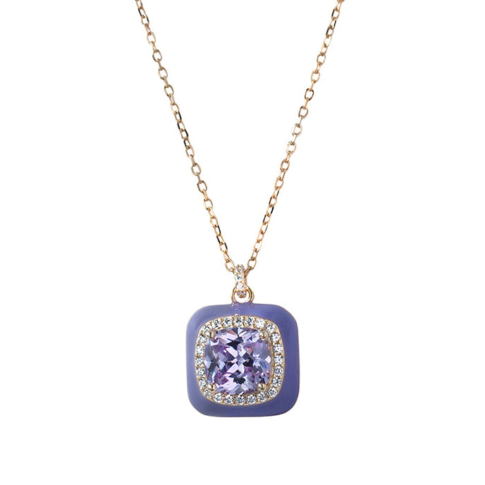 Cadena con colgante en baño de oro con esmalte morado