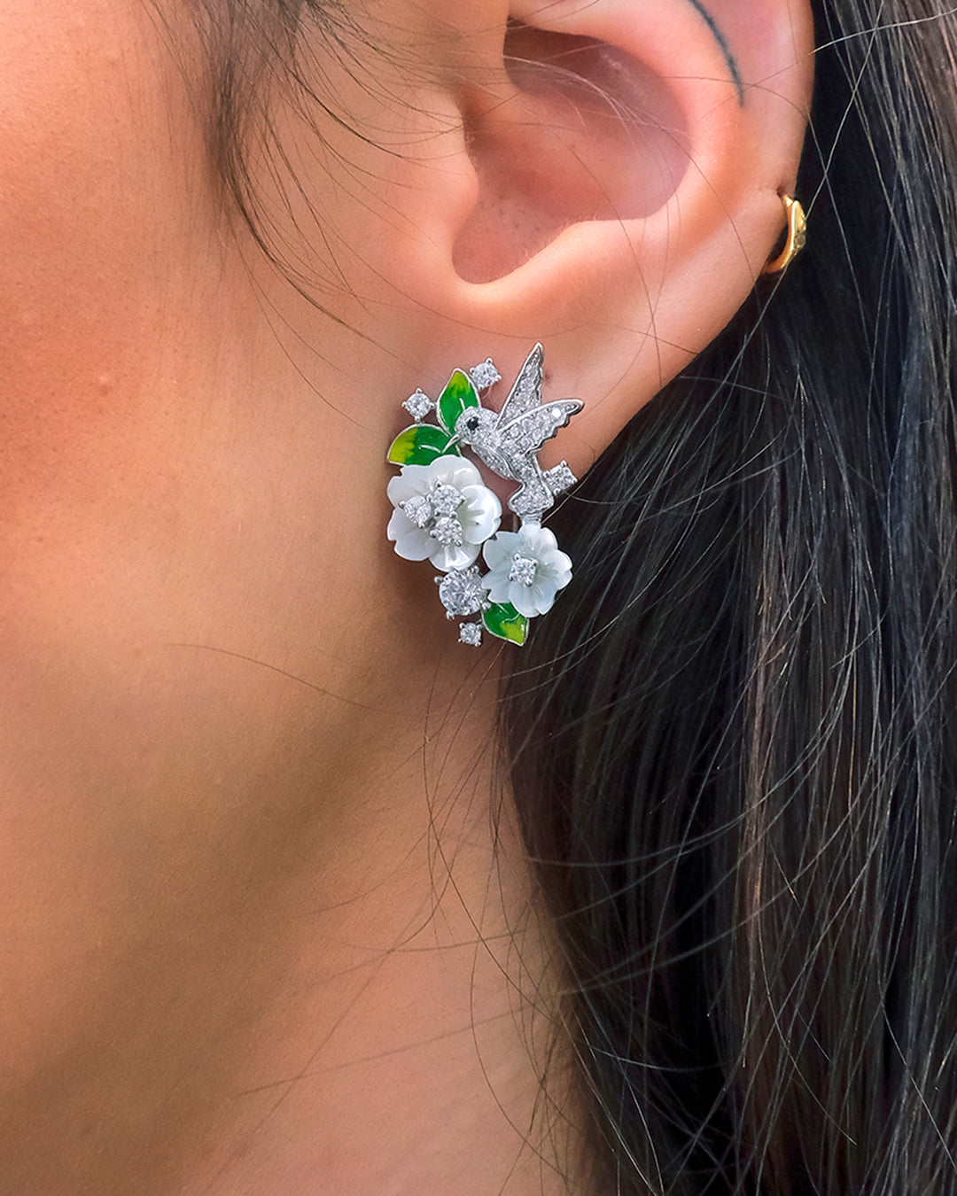 Pendientes con flores  y pajarito en circonitas