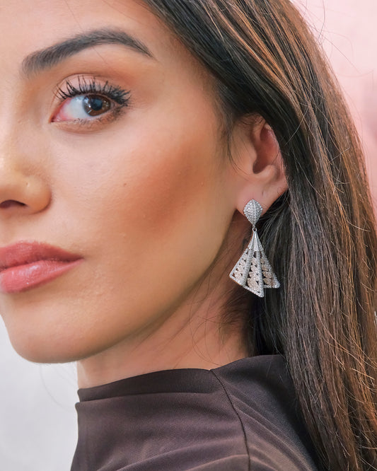 Pendientes abanicos con circonitas color champán