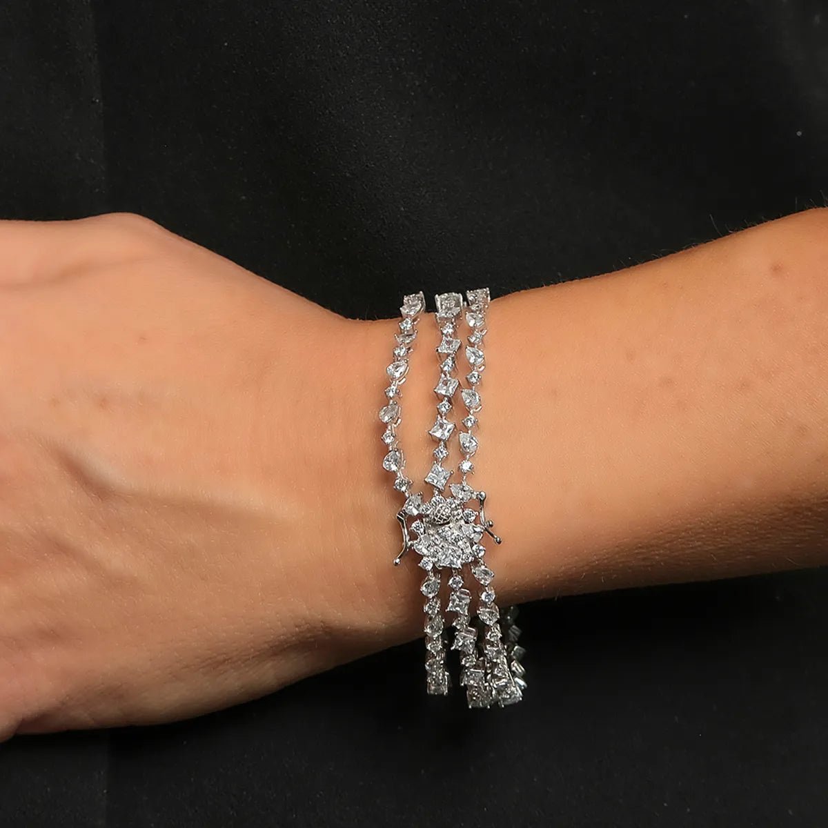 KebelPulsera piedras