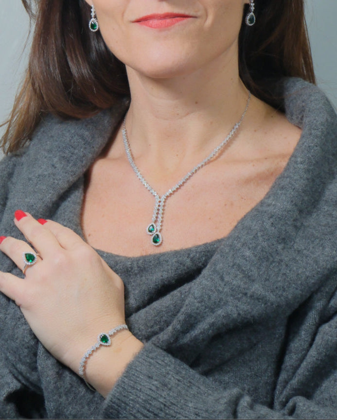 Gargantilla elegante doble con circonitas