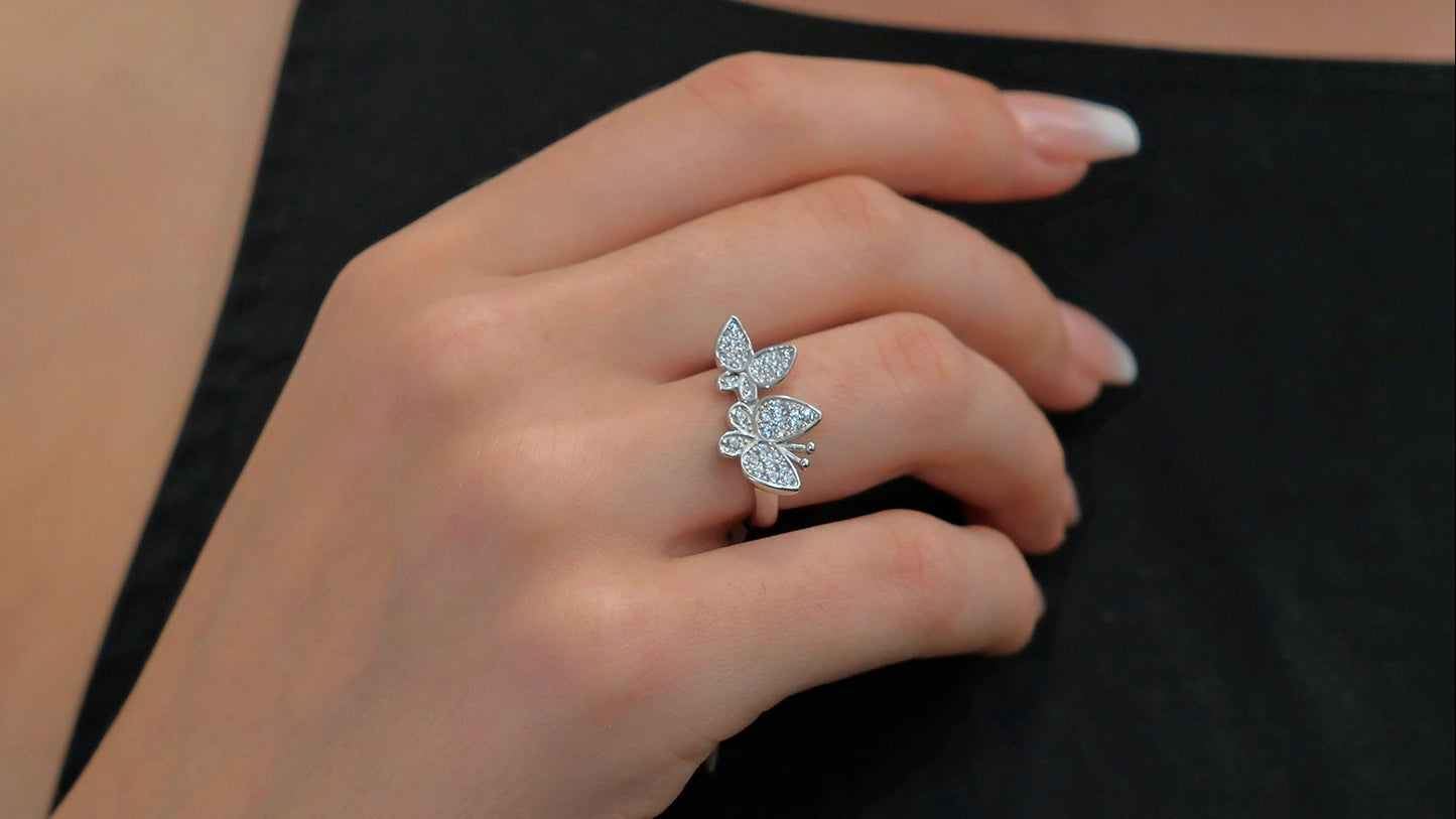 Anillo en plata con mariposas