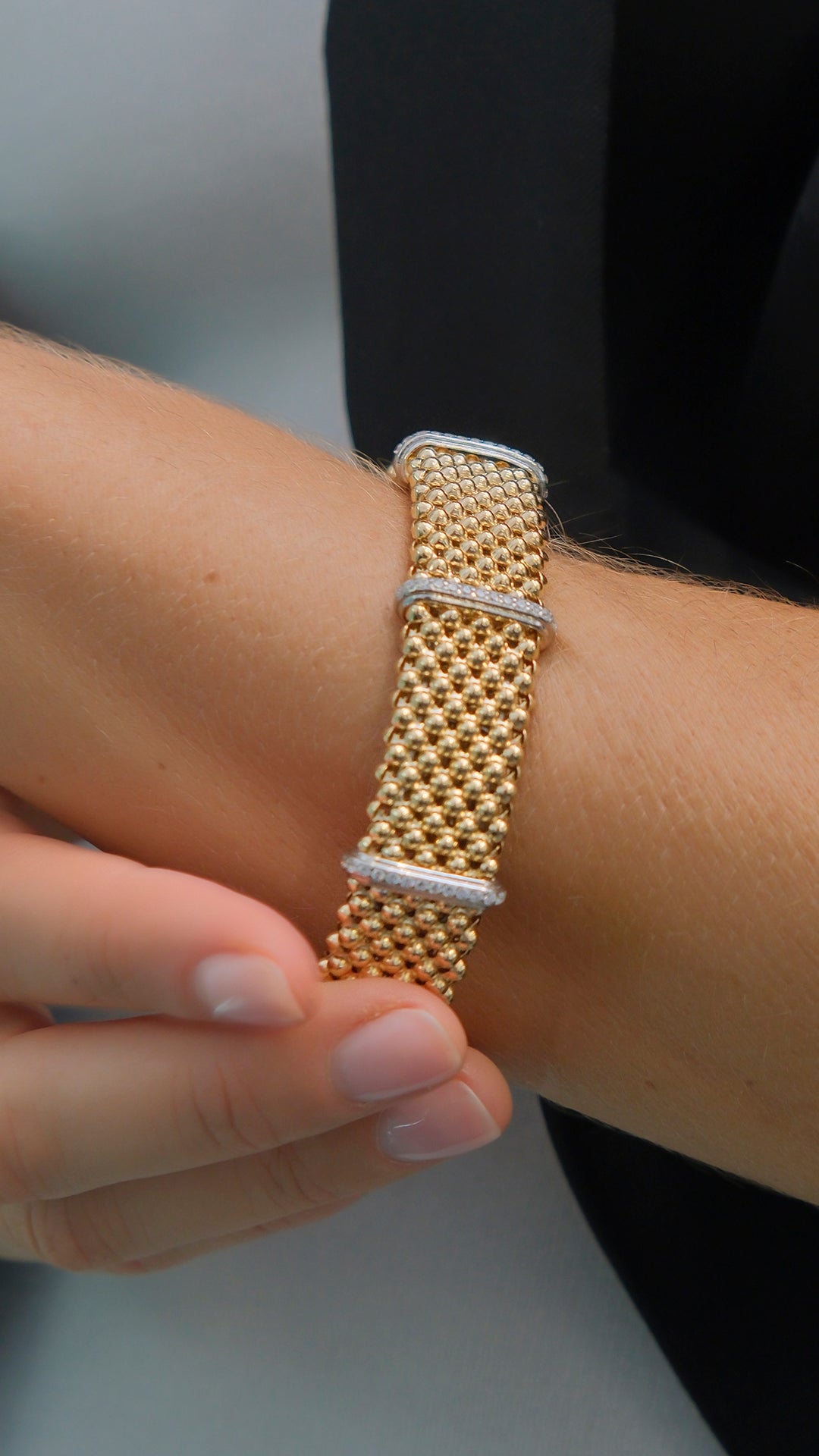 Pulsera malla ancha con circonitas