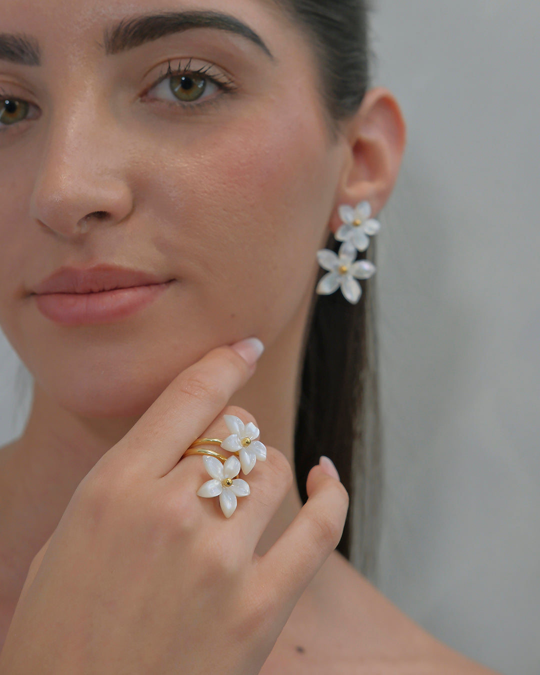 Anillo dobles flores