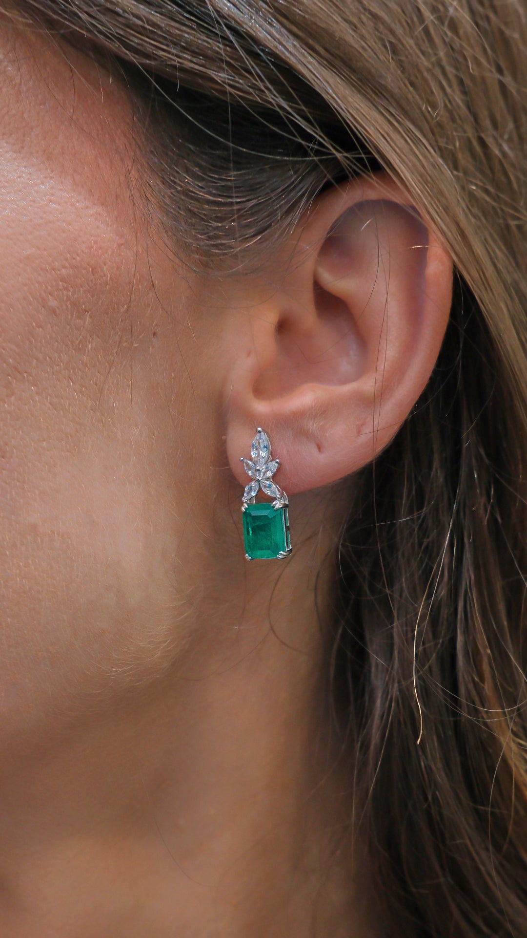 Pendientes flor y esmeralda