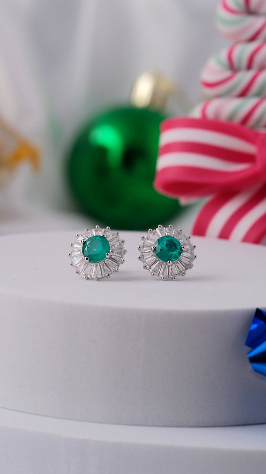 Pendientes redondos en roseta en esmeralda