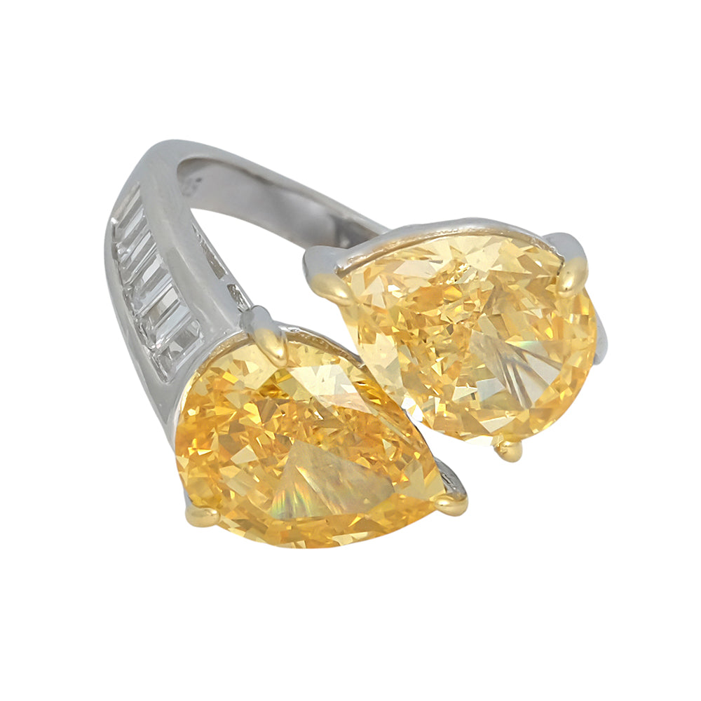 Anillo joya  piedras color diamante amarillo