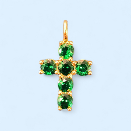 Cruz pequeña con circonitas verde esmeralda